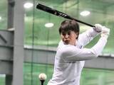 「東北楽天・黒川「打球速度を上げる」　仙台市内の自主トレを公開」の画像1