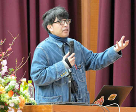 王もいない、戦争もないインダス文明に平和学ぶ　研究者・小茄子川さんが母校の宮城・涌谷の涌谷中で講演