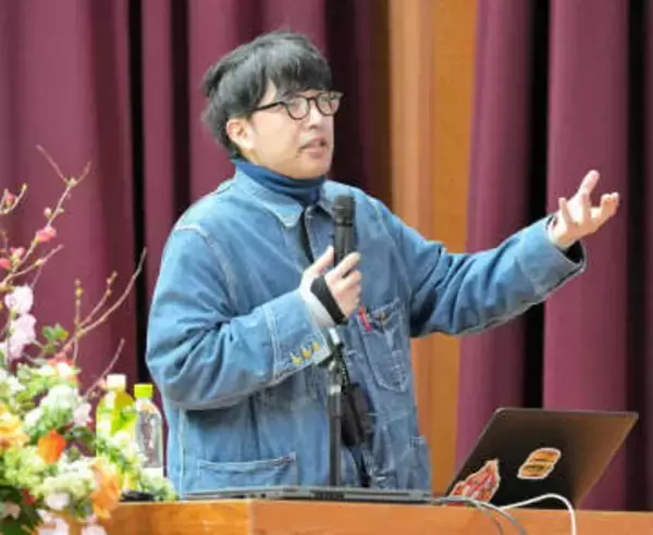 王もいない、戦争もないインダス文明に平和学ぶ　研究者・小茄子川さんが母校の宮城・涌谷の涌谷中で講演