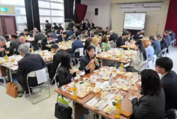 宮城・涌谷の銘柄鶏「森林どり」の料理・商品PRへ、地元の遠田商工会が試食会