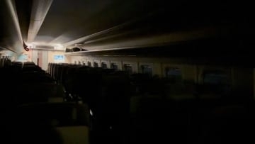 三陸沖の地震で新幹線緊急停止