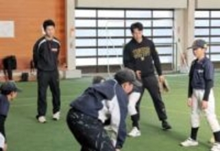 元甲子園球児が山形・大石田で少年野球チーム指導　「ためになる話ばかり」