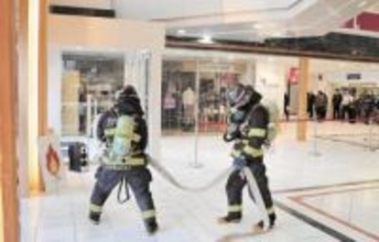 仙台市地下鉄泉中央駅ビル内で泉消防署が訓練　施設関係者50人が参加