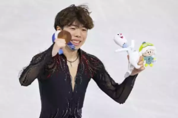 フィギュアスケート男子、仙台市出身の佐藤駿がSP9位から巻き返し「銅」
