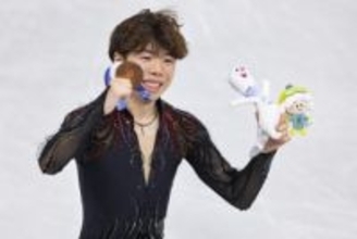 フィギュアスケート男子、仙台市出身の佐藤駿がSP9位から巻き返し「銅」
