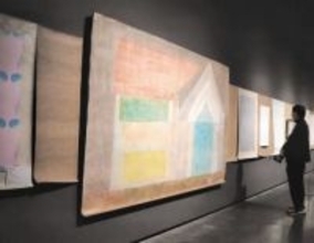 自然と図形、アートに昇華　東京芸大・杉戸洋教授、弘前で作品展