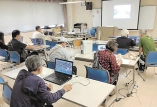 震災で流された思い出の一枚探しに来て　岩手・陸前高田と野田で発見の写真、出張返却会　仙台で11 月8、16日開催