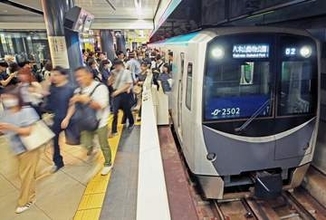 朝の仙台市地下鉄東西線、前に比べて混雑している?　データも裏付け