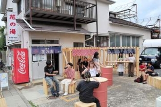 仙台・中江で休業中の銭湯脇に交流拠点「花の湯となり」が完成