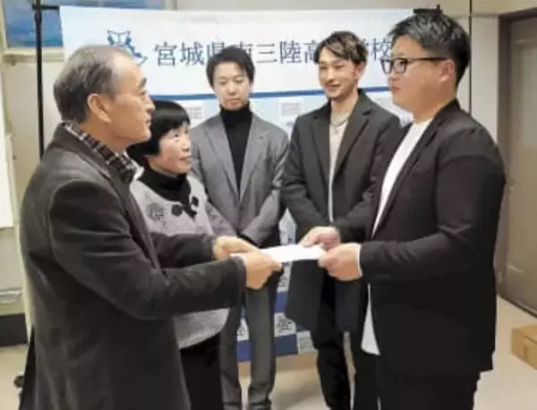 「ずっとお礼がしたかった」東日本大震災で母親を救出してくれた野球部員に15年越しの「ありがとう」