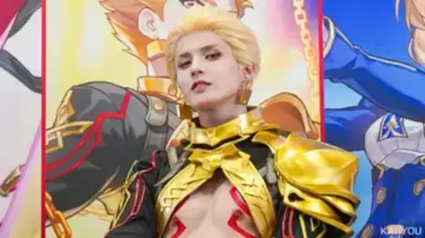 スタンミ、コミケにギルガメッシュのコスプレで降臨 “英雄王”の傲岸不遜顔に刮目せよ