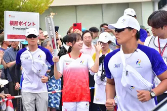 桃月なしこ、地元 豊橋で「アジア競技大会」の聖火ランナーに　第1走者として聖火つなぐ