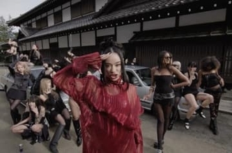 Awich「Wax On Wax Off」日本版REMIXのMV公開　R-指定、NENE、鎮座DOPENESS、C.O.S.A.が客演