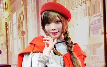 “奇跡の8頭身”米倉みゆ、魔法使いになる 「東京ゲームショウ」で魅せた凛々しいコスプレが圧巻