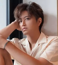 仮面ライダー俳優 井上正大、VRChatヒーローショーのモーションアクターを担当