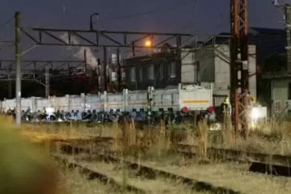 川崎で貨物列車が脱線　JR浜川崎駅構内、けが人なし　復旧のめど立たず