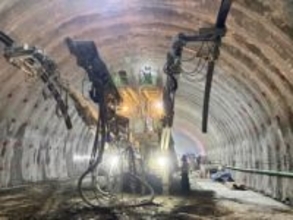 川崎「尻手黒川線」で18日、完成前のトンネル内部見学会　前回好評で急きょ企画、迫力の工事現場を間近で