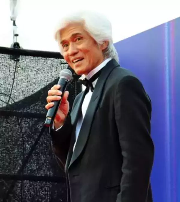 【横浜国際映画祭】レッドカーペットに佐藤浩市さんら、豪華俳優が登場