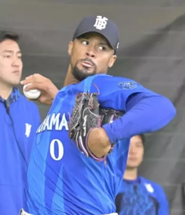 【DeNA】元阪神・デュプランティエが初のブルペン入り　春季キャンプ第2クール初日