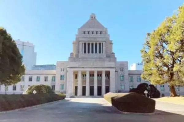 ガソリン暫定税率の代替財源に「走行距離税」、片山さつき財務大臣が導入を否定