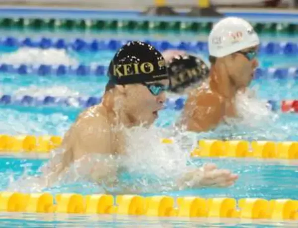 【全国高校総体】競泳・男子100m平泳ぎ、慶応の1年生・山崎隼翔が2冠　女子800mリレーは日大藤沢が制す