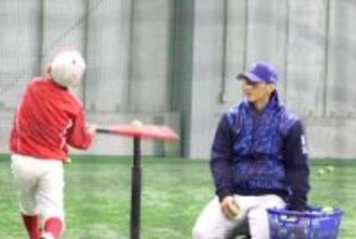 【DeNA】横須賀で野球教室　橋本達弥と井上絢登が子どもたちに楽しさ伝え