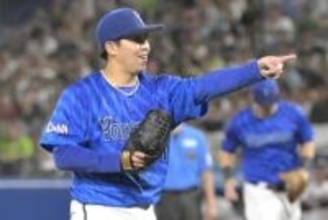 DeNA東克樹、9千万円増の3億円で更改　山崎も現状維持3億円で