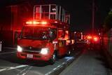 「相模原市中央区で火事、10棟焼く　60代男性が煙吸い搬送」の画像1