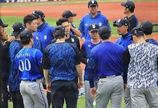 日本一狙うDeNA、横浜スタジアムで全体練習　非公開で戦術面を確認