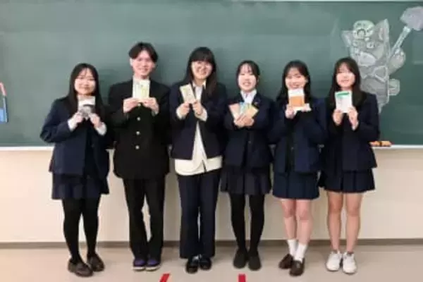 「吾輩は猫である」「銀河鉄道の夜」など…文学作品がカードに　神奈川の高校生、遊んで文学史学べる「大文豪」開発