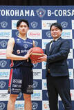 「【横浜BC】佐藤凪が入団「最終的ゴールはNBA」　金沢区出身の高校3年生」の画像1