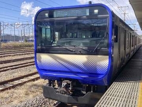 JR横須賀線、信号機確認で4本運休　1万1千人に影響