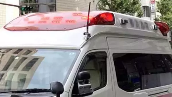 川崎で高さ40メートル級の足場崩れる…作業員3人重体、1人が行方不明に