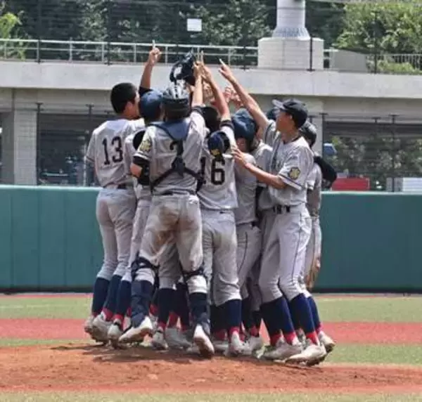 【高校軟式野球神奈川大会】三浦学苑が逆転で2年連続6度目優勝　慶応を4―3で下す、南関東大会へ