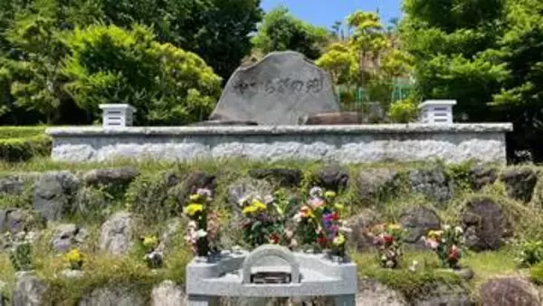 不特定多数と共に遺骨を埋葬、「合葬墓」の販売件数が増加　経済的負担少なく、維持に不安抱える人の受け皿に
