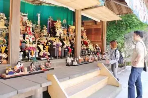 三浦・海南神社で五月人形100体がお目見え　こいのぼりも、5月6日まで