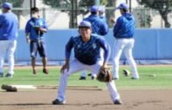 【DeNA】蝦名、来季は内野手として勝負　その「勝算」は