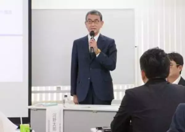 年金制度改革へ、超党派の研究会がシンポジウム　自民党・河野太郎氏「何とかしないといけない」