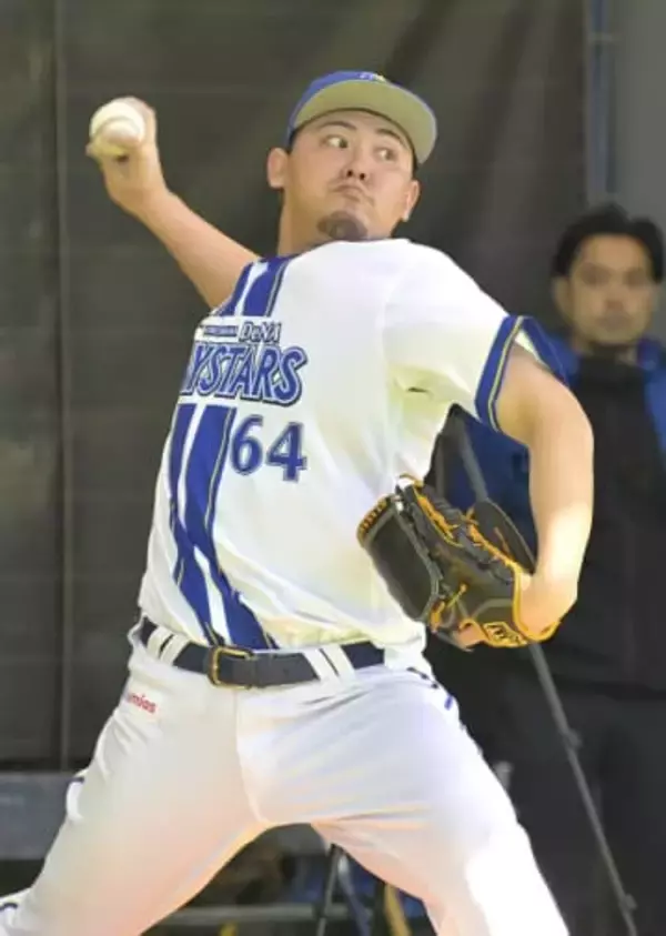 【DeNA】沖縄キャンプ3日目　来日が遅れていたデュプランティエも合流