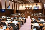 「藤沢市議会、議員は「事実基づき発言を」　政治倫理規定に条文追加へ、背景にデマや差別発言横行」の画像1