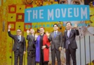 横浜・山下ふ頭に20日「体験型アート施設」開業　音と映像で芸術に没入