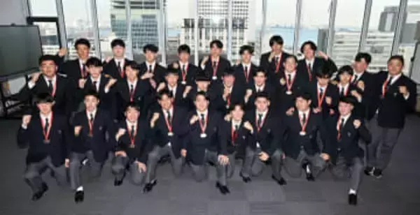 【全国高校ラグビー】桐蔭学園・藤原監督、花園3連覇に「歴史に名を残すことができた」