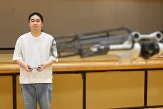 ドローンで社会貢献　川崎総合科学高の定時制、体系的に学ぶ授業　生徒2人が操縦士資格取得
