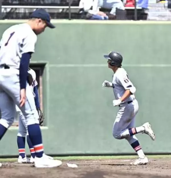 【高校野球　春季神奈川県大会】慶応が3年ぶり、横浜創学館は16年ぶり春の4強入り　ベスト4が出そろう