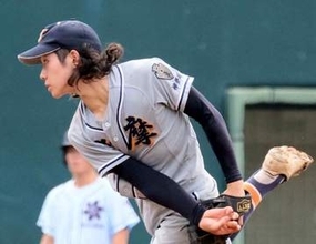 【高校野球神奈川大会】多摩は16強入り逃す　長髪のエース松井が6失点　メジャー110勝のリンスカム似と話題に