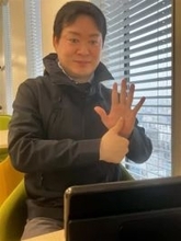 横浜市役所など「手話リンク」導入　政令市で初、スマホで手話通訳介しビデオ通話可能に