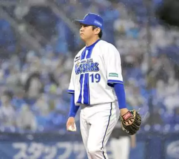 DeNA、延長12回に山﨑康晃が崩れる　救援陣の登板過多は不安要素　交流戦は4カード連続で負け越し
