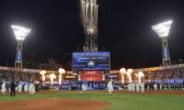 【DeNA】開幕戦はヤクルトに2-3　相川亮二新監督、初陣は逆転負け