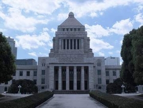 匿名・流動型犯罪グループ関係の口座、弁護士の照会に金融機関応じず　中道・後藤氏が改善迫る