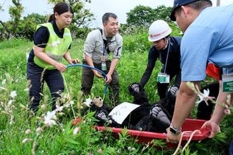 伊勢原で緊急銃猟訓練　県内初WMO運営、情報共有から銃猟まで流れを確認